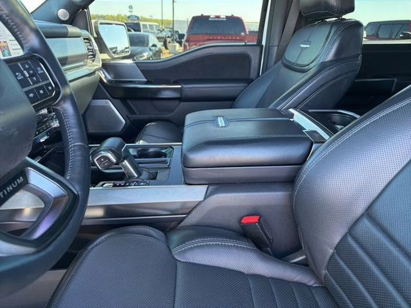 2024 Star White Metallic Tri-Coat Ford F-150 Platinum 4X4 Truck