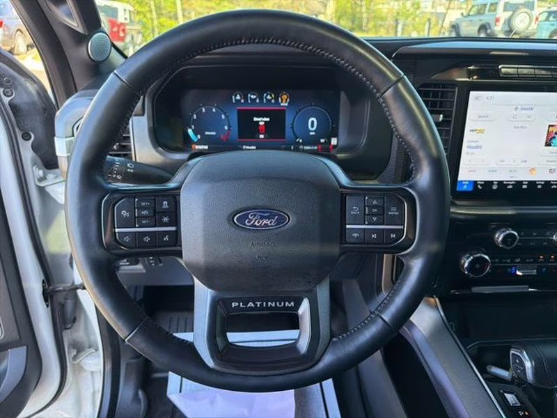 2024 Star White Metallic Tri-Coat Ford F-150 Platinum 4X4 Truck