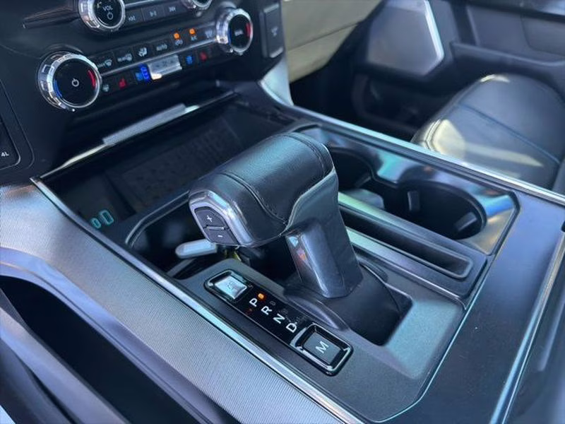 2024 Star White Metallic Tri-Coat Ford F-150 Platinum 4X4 Truck