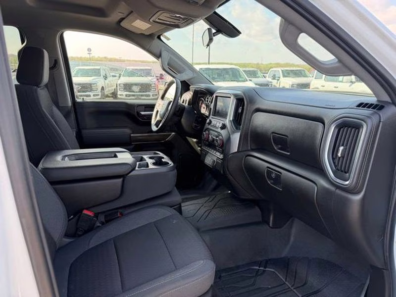 2022 Summit White Chevrolet Silverado LT 4X4 Truck