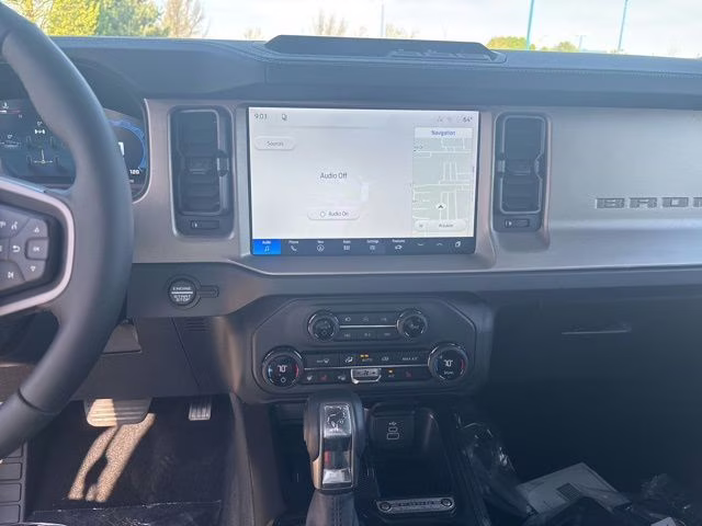 2026 Avalanche Gray Ford Bronco Outer Banks 4X4 SUV