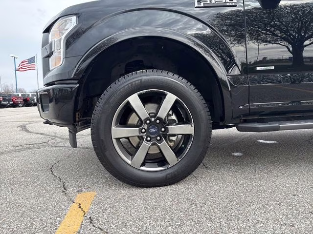 2017 Shadow Black Ford F-150 XLT 4X4 Truck
