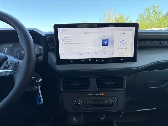 2026 Oxford White Ford Maverick XL AWD Truck