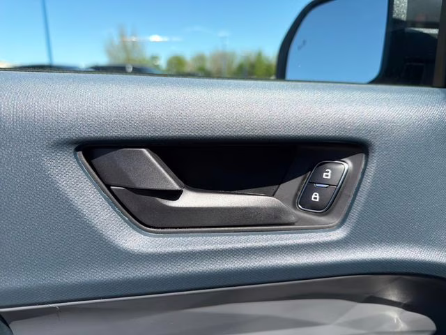 2026 Oxford White Ford Maverick XL AWD Truck