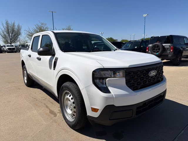 2026 Oxford White Ford Maverick XL AWD Truck