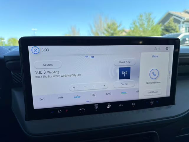 2026 Oxford White Ford Maverick XL AWD Truck