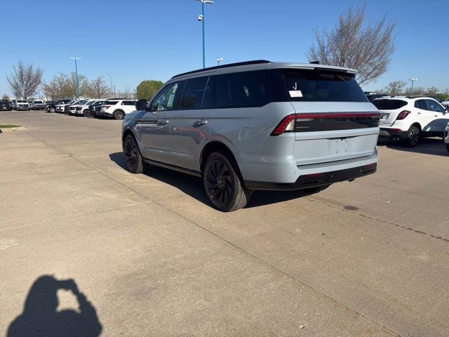 2026 Gray Mist Metallic Tri-Coat Lincoln Navigator Reserve 4X4 SUV