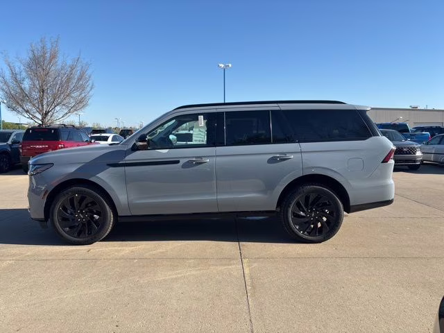 2026 Gray Mist Metallic Tri-Coat Lincoln Navigator Reserve 4X4 SUV