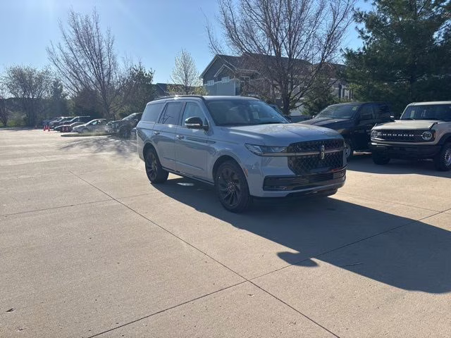 2026 Gray Mist Metallic Tri-Coat Lincoln Navigator Reserve 4X4 SUV