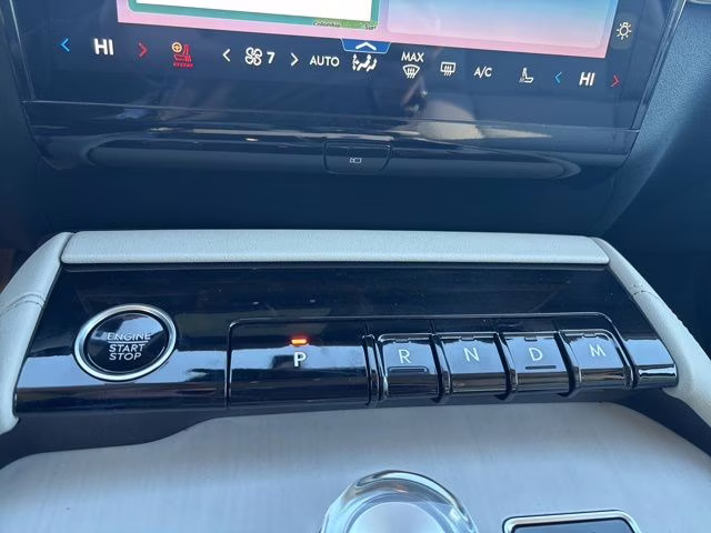 2026 Gray Mist Metallic Tri-Coat Lincoln Navigator Reserve 4X4 SUV