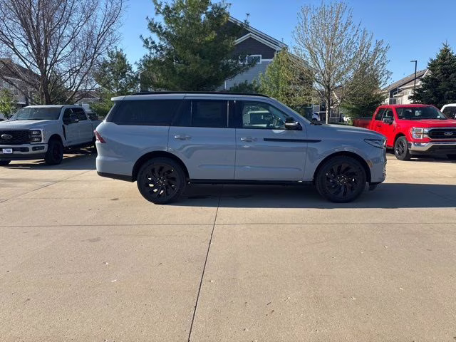2026 Gray Mist Metallic Tri-Coat Lincoln Navigator Reserve 4X4 SUV