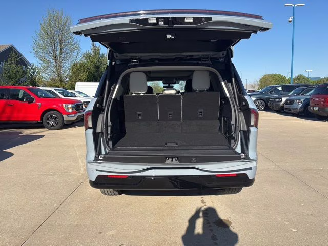 2026 Gray Mist Metallic Tri-Coat Lincoln Navigator Reserve 4X4 SUV