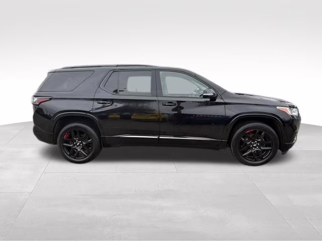 2020 Mosaic Black Metallic Chevrolet Traverse Premier AWD SUV