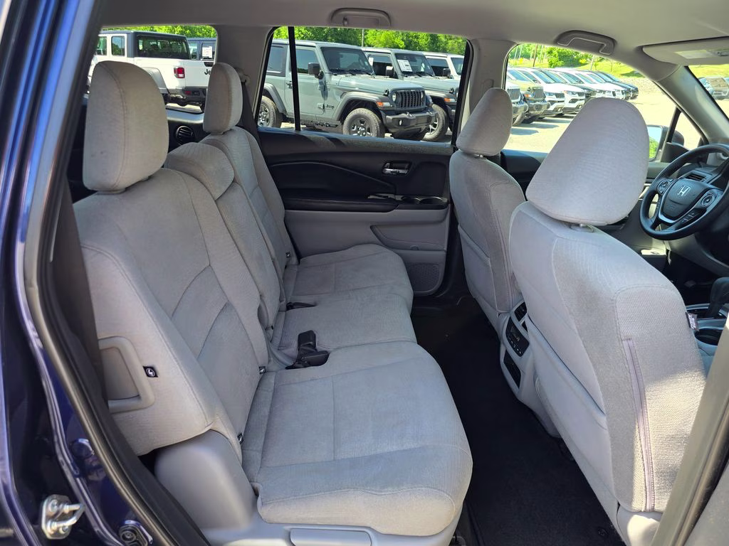 2016 Steel Sapphire Metallic Honda Pilot EX FWD SUV