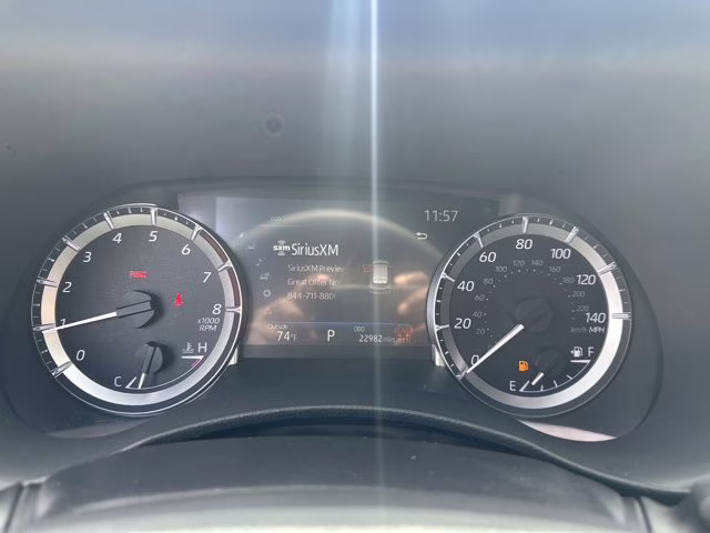 2024 Magnetic Gray Metallic Toyota Highlander Others FWD SUV