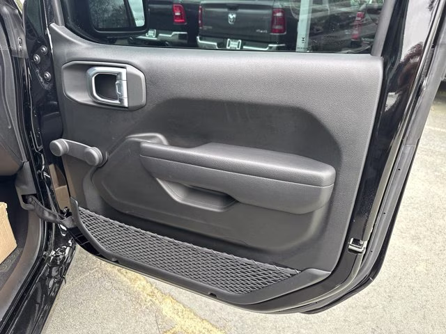 2023 Black Jeep Gladiator Sport 4X4 Truck