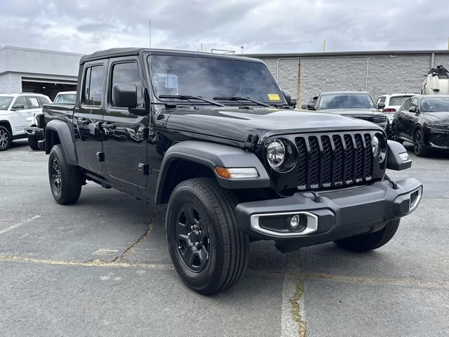 2023 Black Clearcoat Jeep Gladiator Sport 4X4 Truck