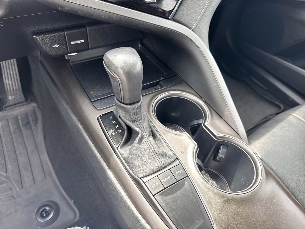 2023 Predawn Gray Mica Toyota Camry SE FWD Sedan