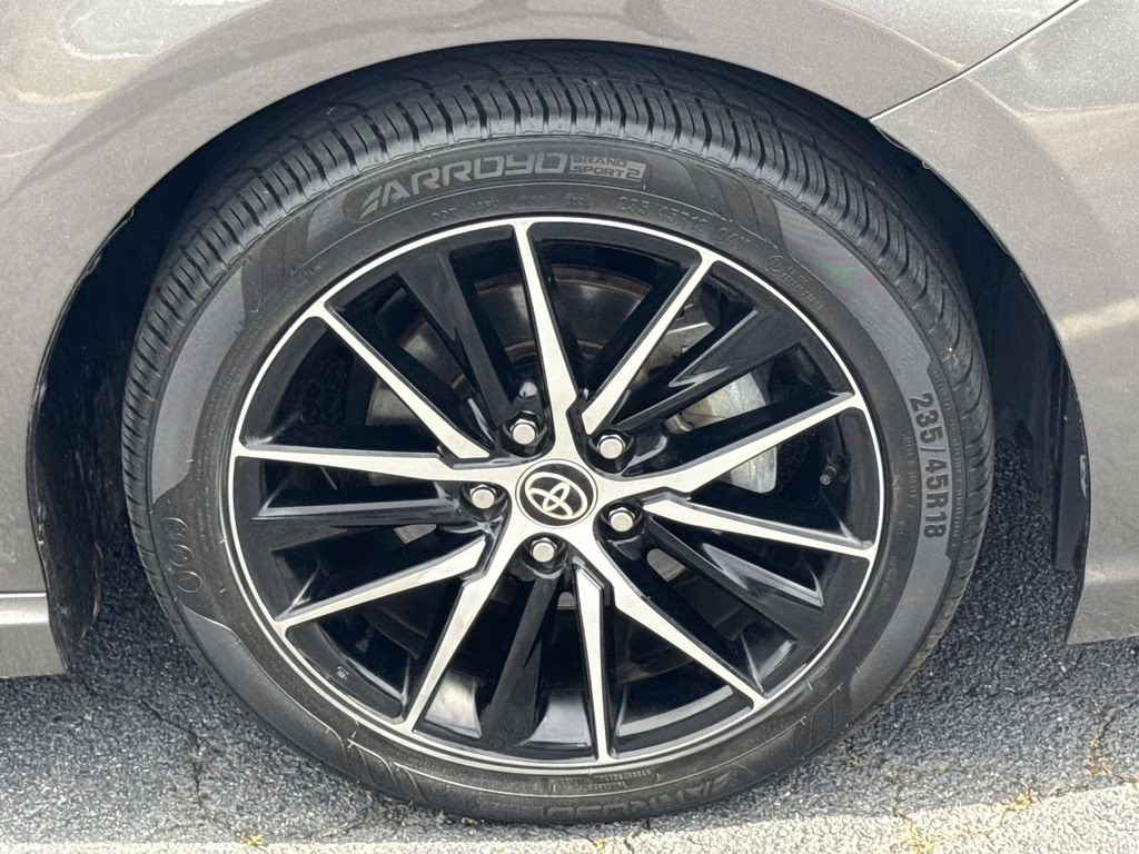 2023 Predawn Gray Mica Toyota Camry SE FWD Sedan