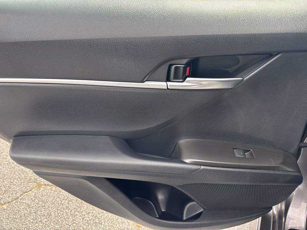 2023 Predawn Gray Mica Toyota Camry SE FWD Sedan