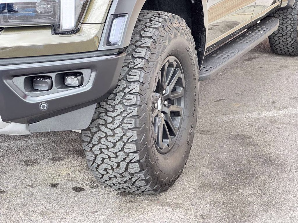2025 Green Ford F-150 Raptor 4X4 Truck