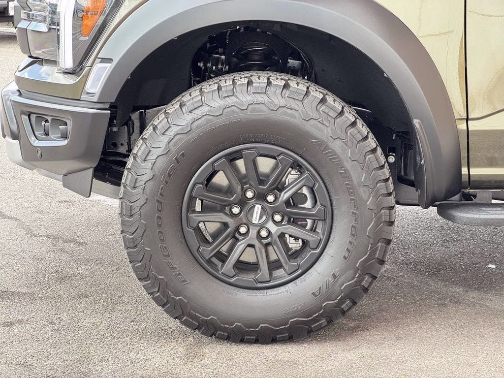 2025 Green Ford F-150 Raptor 4X4 Truck