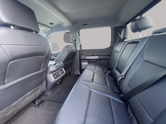 2026 Glacier Gray Metallic Tri-Coat Ford Super Duty F-350 SRW Lariat 4X4 Truck