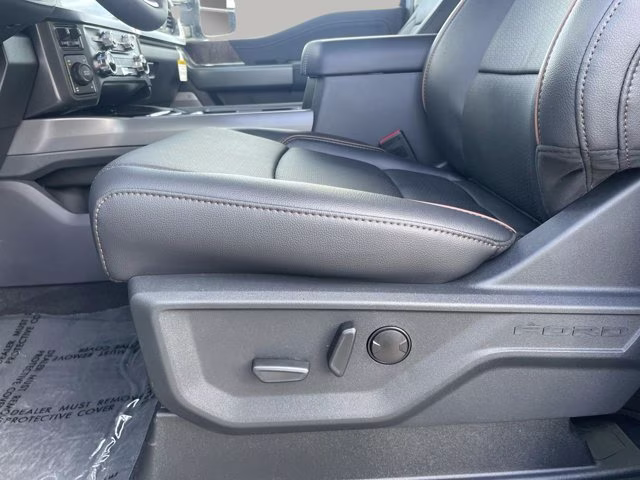 2026 Glacier Gray Metallic Tri-Coat Ford Super Duty F-350 SRW LARIAT 4X4 Truck