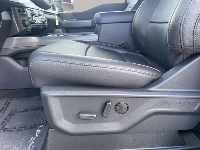 2026 Glacier Gray Metallic Tri-Coat Ford Super Duty F-350 SRW Lariat 4X4 Truck