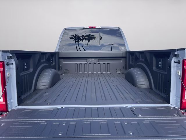 2026 Glacier Gray Metallic Tri-Coat Ford Super Duty F-350 SRW LARIAT 4X4 Truck