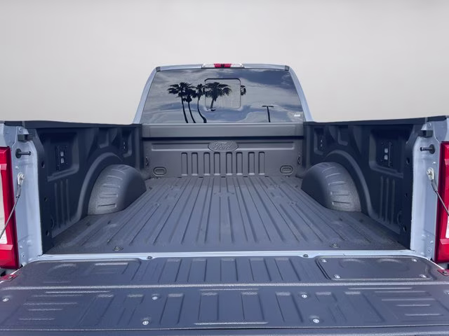 2026 Glacier Gray Metallic Tri-Coat Ford Super Duty F-350 SRW Lariat 4X4 Truck