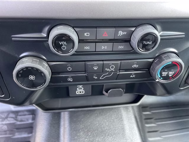 2026 Oxford White Ford F-150 XL RWD Truck
