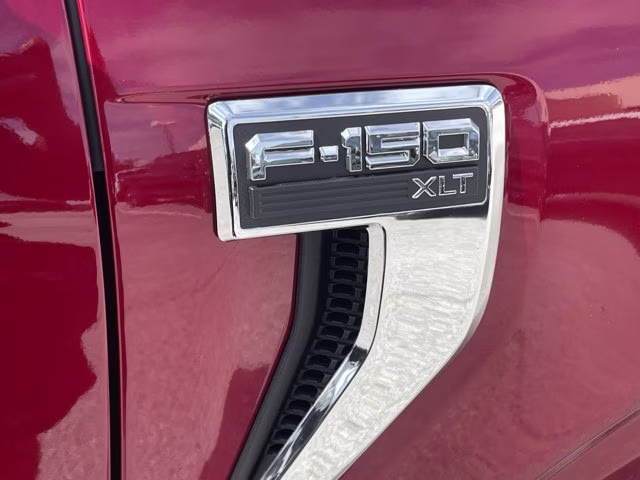 2026 Ruby Red Metallic Tinted Clearcoat Ford F-150 XLT RWD Truck