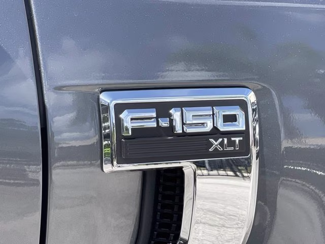 2026 Carbonized Gray Metallic Ford F-150 XLT RWD Truck