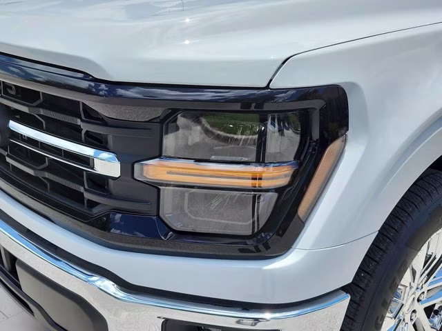 2026 Oxford White Ford F-150 XLT RWD Truck