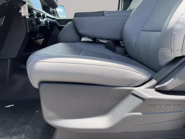 2026 Oxford White Ford F-150 XL RWD Truck
