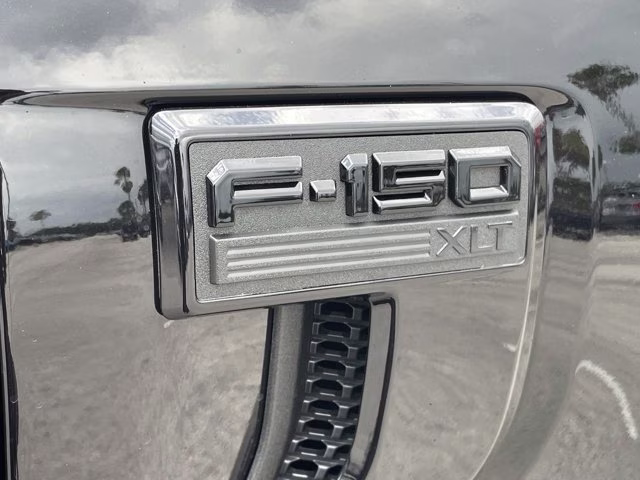 2026 Agate Black Metallic Ford F-150 XLT 4X4 Truck