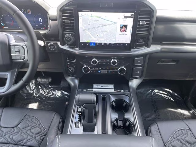 2026 Carbonized Gray Metallic Ford F-150 LARIAT 4X4 Truck