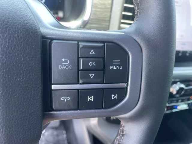 2026 Iconic Silver Metallic Ford F-150 LARIAT 4X4 Truck