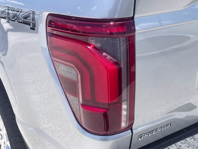 2026 Iconic Silver Metallic Ford F-150 LARIAT 4X4 Truck