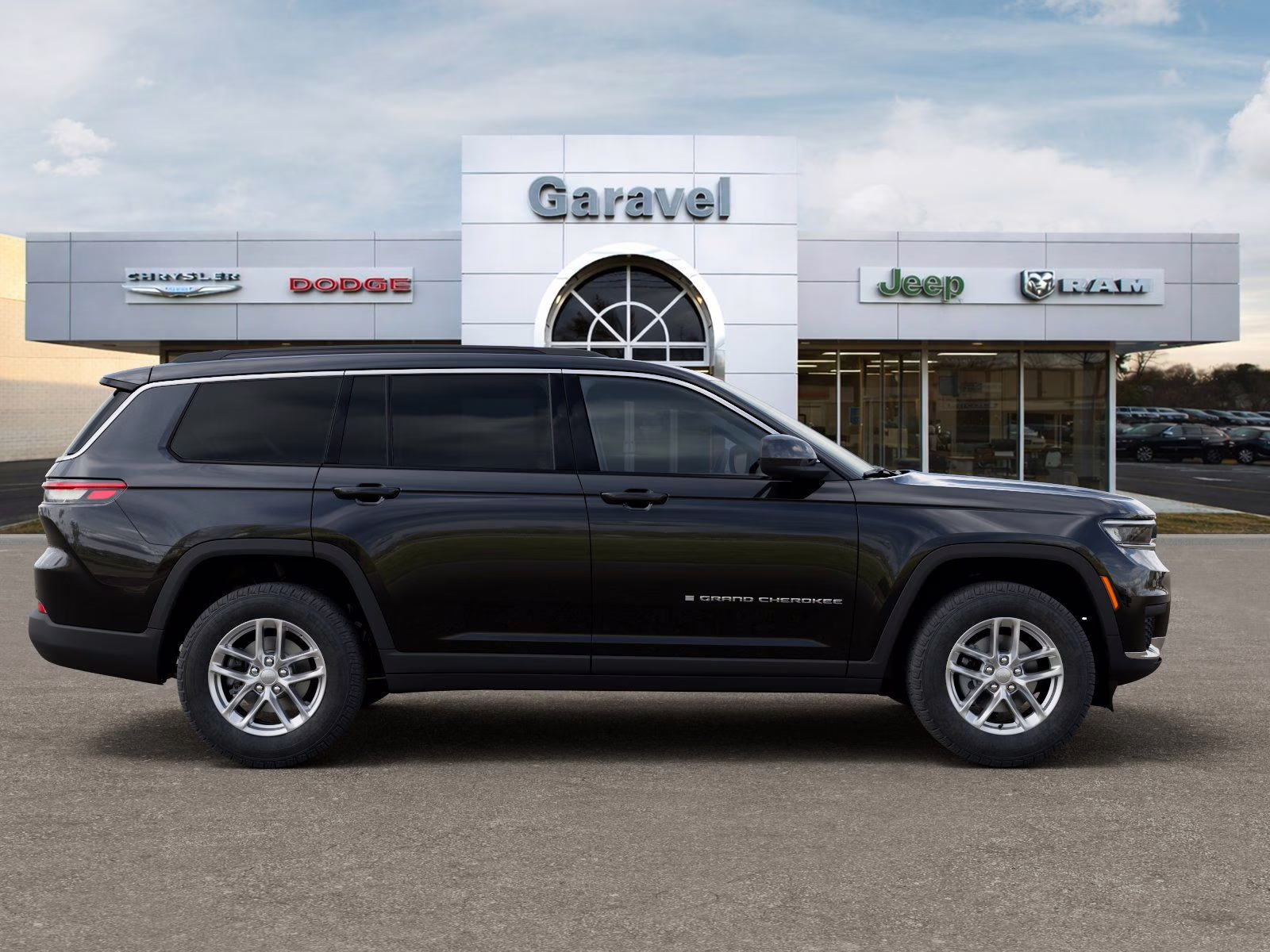 2026 Diamond Black Crystal Pearlcoat Jeep Grand Cherokee L Laredo 4X4 SUV