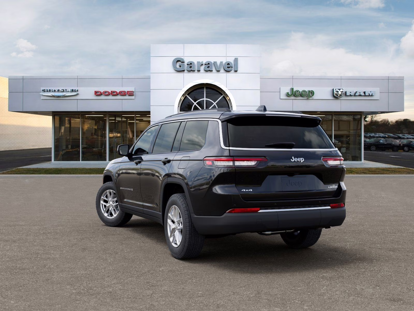 2026 Diamond Black Crystal Pearlcoat Jeep Grand Cherokee L Laredo 4X4 SUV
