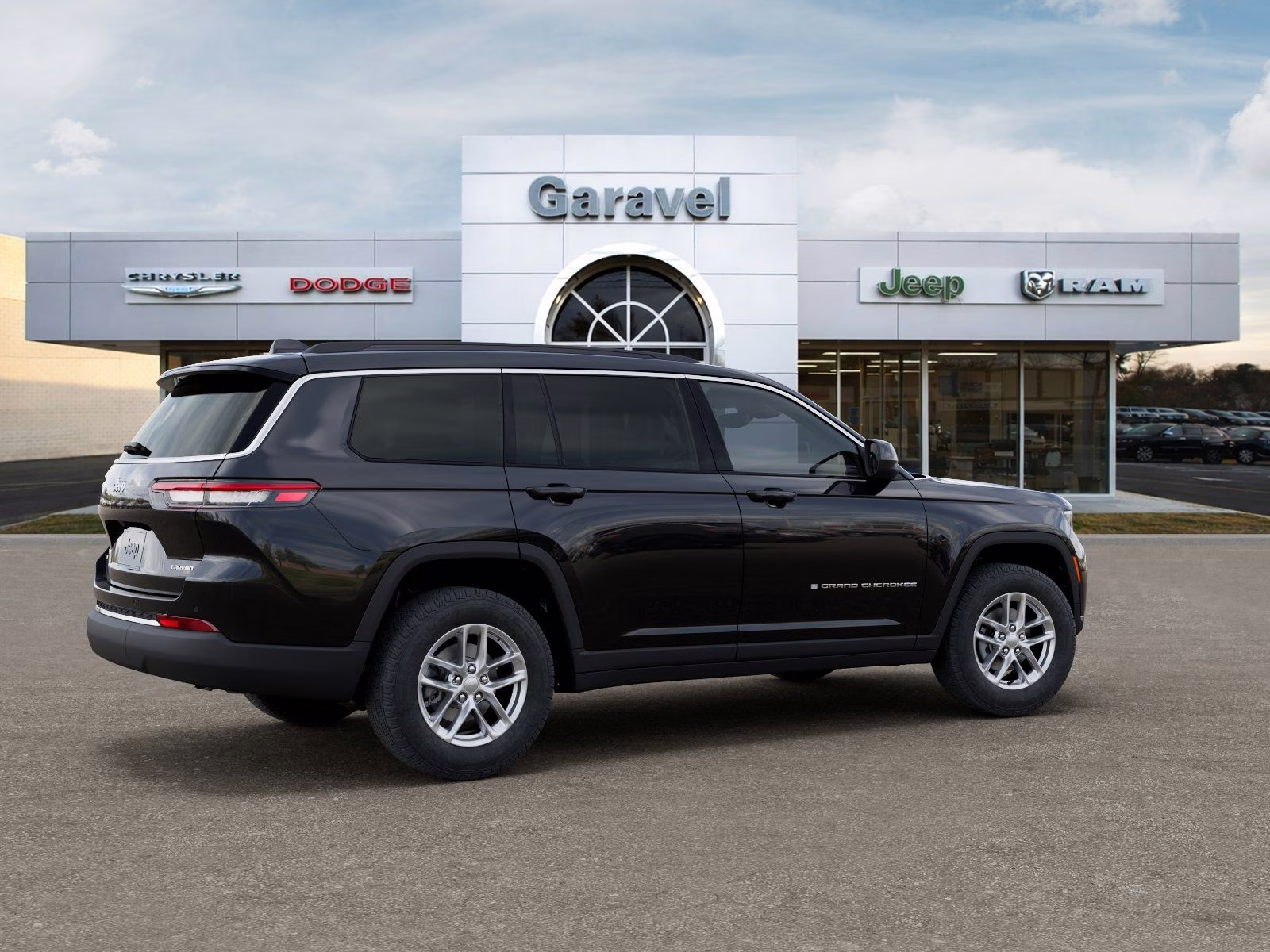 2026 Diamond Black Crystal Pearlcoat Jeep Grand Cherokee L Laredo 4X4 SUV