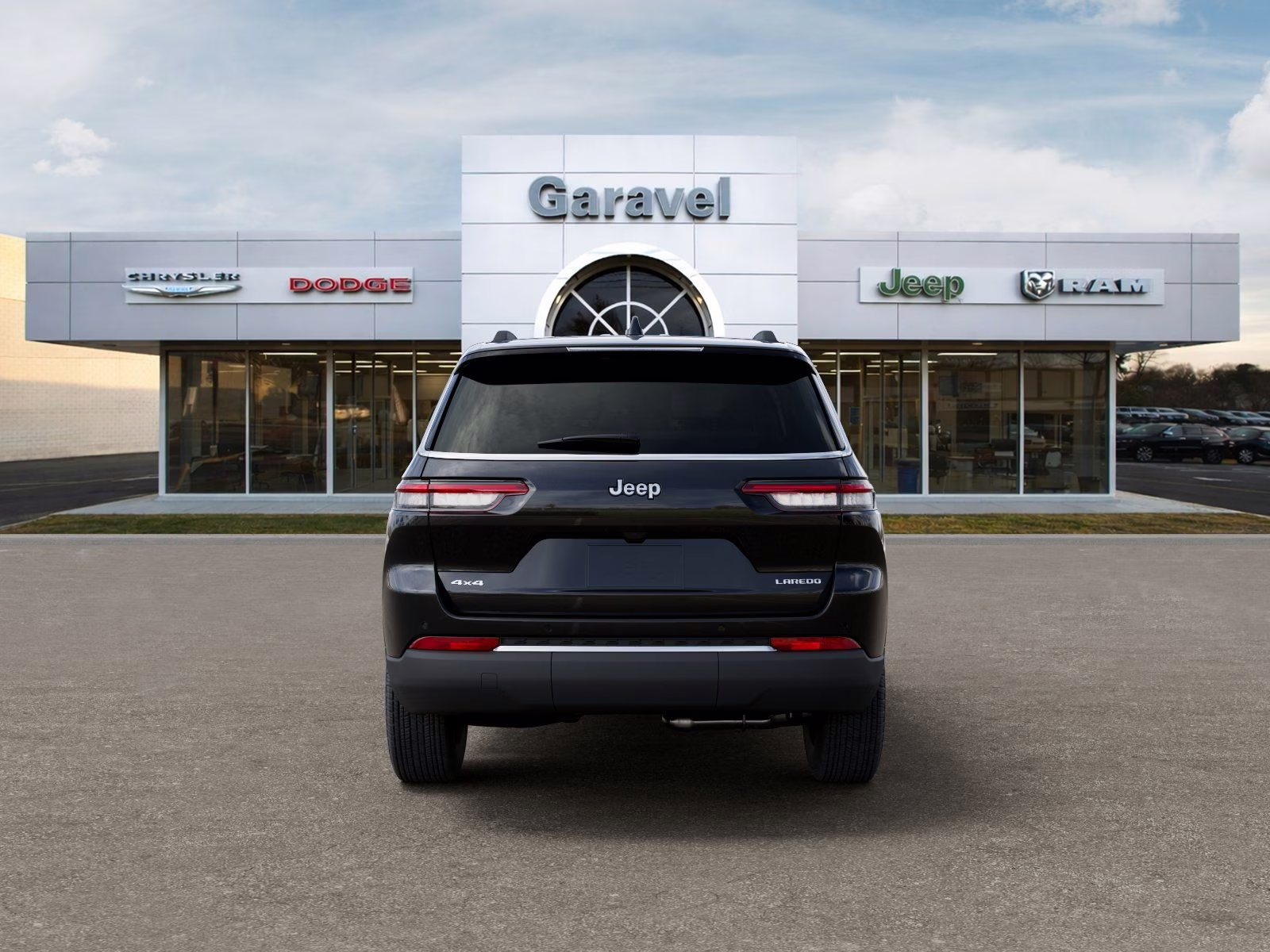 2026 Diamond Black Crystal Pearlcoat Jeep Grand Cherokee L Laredo 4X4 SUV