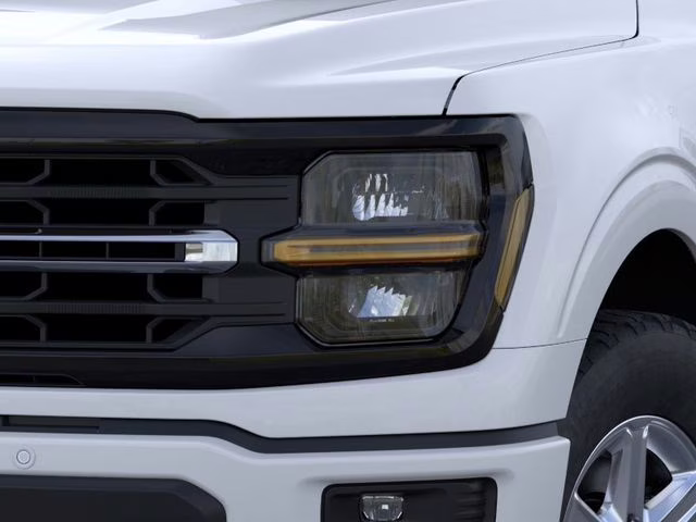 2026 Oxford White Ford F-150 XLT 4X4 Truck