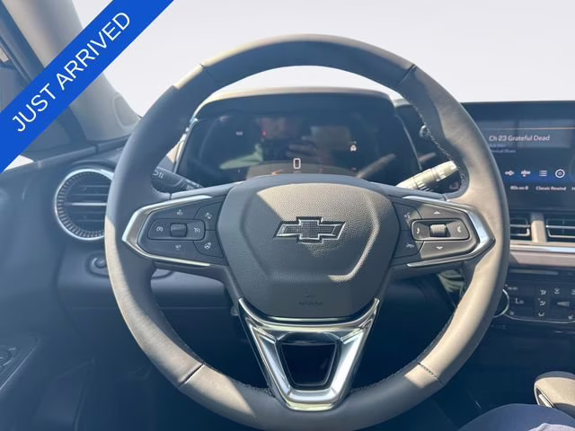 2026 Mosaic Black Metallic Chevrolet Trax ACTIV FWD SUV