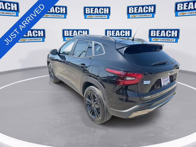 2026 Mosaic Black Metallic Chevrolet Trax ACTIV FWD SUV