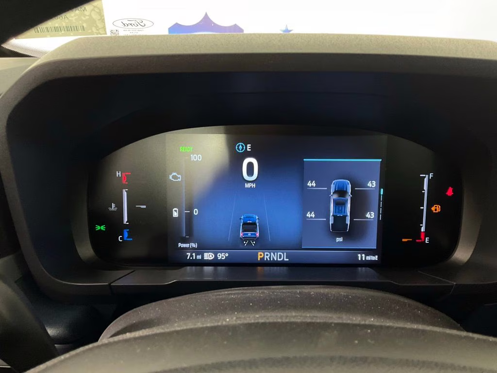 2026 Oxford White Ford Maverick XL FWD Truck