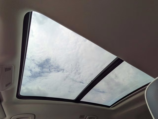 2024 Platinum Gray Metallic Volkswagen Atlas 2.0T SEL Premium R-Line AWD SUV