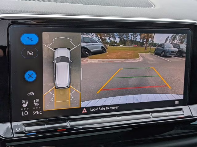 2024 Platinum Gray Metallic Volkswagen Atlas 2.0T SEL Premium R-Line AWD SUV